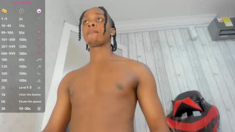 Snapshot of dominicsccott chatting on October 2025 12:03:01 PM Dominicscott online show from October 2025 12:03:01 PM