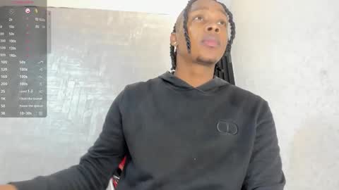 Snapshot of dominicsccott chatting on October 2025 01:00:02 PM Dominicscott online show from October 2025 01:00:02 PM