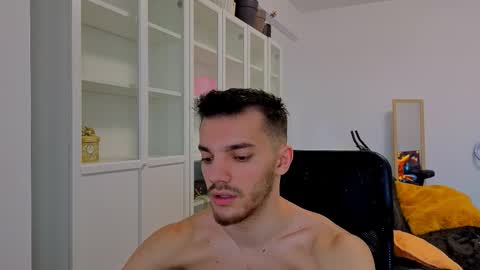 dominicvalente online show from February 2026 12:41:02 PM