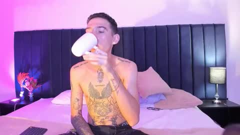 dominik_thompson777 online show from September 2025 03:00:02 AM