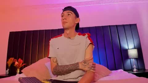 dominik_thompson777 online show from October 2025 03:16:02 AM