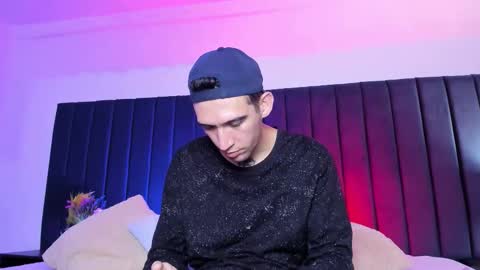 dominik_thompson777 online show from October 2025 09:19:02 AM