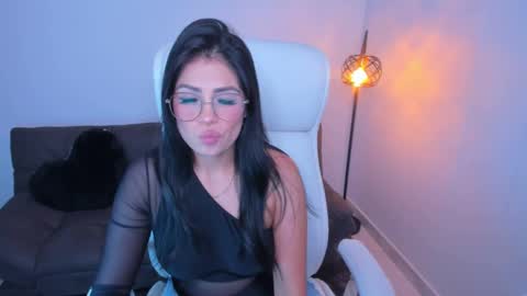 Snapshot of dominique_21x chatting on December 2024 08:13:01 AM DOMINIC online show from December 2024 08:13:01 AM