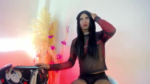 dominique online show from January 2026 03:39:01 PM