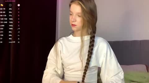 Kira online show from April 2026 02:51:02 AM