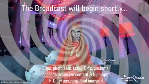 DomLioness online show from November 2025 11:21:02 PM