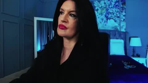 Snapshot of dommelisa chatting on December 2025 09:57:01 PM Dom Melisa online show from December 2025 09:57:01 PM