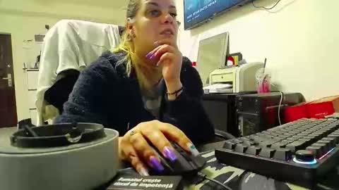 Snapshot of dommichelle chatting on February 2026 09:15:02 PM Michelle online show from February 2026 09:15:02 PM