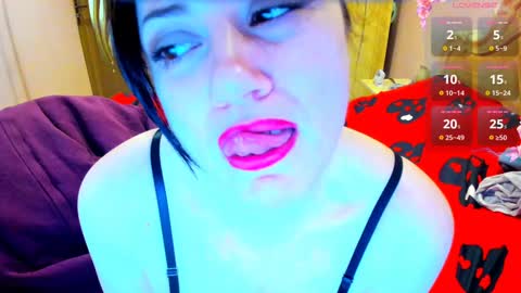 Snapshot of dompanther69 chatting on December 2024 07:00:01 AM DomPanther69 online show from December 2024 07:00:01 AM