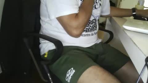 Dom Ruan CF online show from October 2025 03:32:01 PM