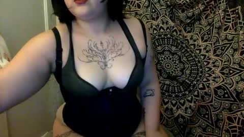 DomVexxx online show from November 2025 12:19:02 PM