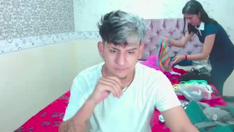 DONA Y CARL online show from January 2025 03:09:02 AM