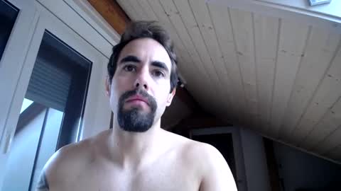 Snapshot of doncavallo chatting on December 2024 01:40:01 PM doncavallo online show from December 2024 01:40:01 PM