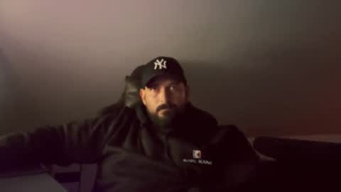 donchriiis online show from October 2025 07:02:01 PM