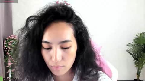 Aura online show from October 2025 06:50:02 AM