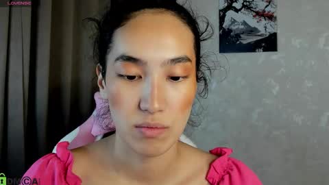 Aura online show from December 2025 03:55:01 AM