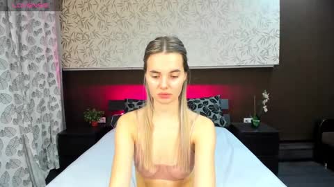 Donna On GMT2 Mon-Fri 3-9 AM online show from January 2025 03:15:01 AM