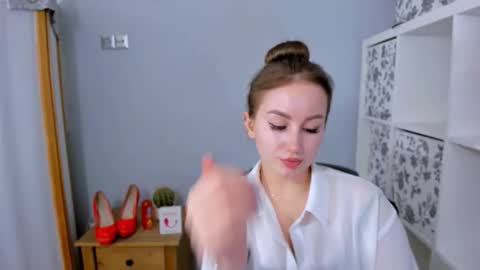 DonnaSensual online show from November 2025 05:23:02 PM