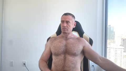 Snapshot of donnybasilisk chatting on October 2025 02:59:01 PM Donny online show from October 2025 02:59:01 PM