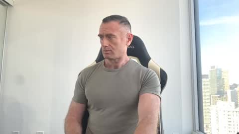 Snapshot of donnybasilisk chatting on October 2025 01:10:01 PM Donny online show from October 2025 01:10:01 PM