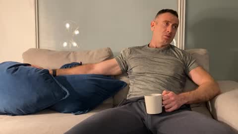 Snapshot of donnybasilisk chatting on November 2025 07:22:01 AM Donny online show from November 2025 07:22:01 AM