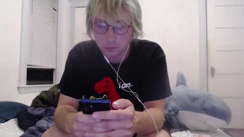 Snapshot of donovans_space chatting on October 2025 11:02:02 PM donovans_space online show from October 2025 11:02:02 PM