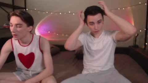 Snapshot of dontknowloool chatting on March 2025 01:26:02 PM EliotKenny online show from March 2025 01:26:02 PM