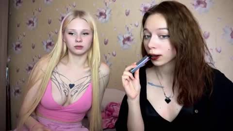 Snapshot of dontoke_ chatting on December 2024 03:48:02 PM Nicole online show from December 2024 03:48:02 PM