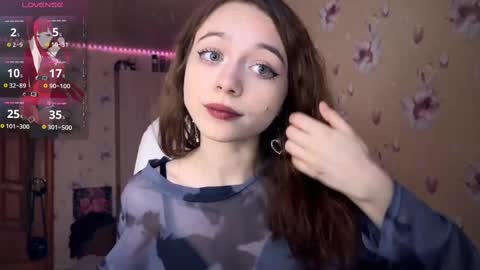 Snapshot of dontoke_ chatting on March 2025 06:01:02 PM Nicole online show from March 2025 06:01:02 PM