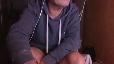 Snapshot of dontwalkonthegrass2 chatting on March 2026 11:36:02 AM frenchfirefighter online show from March 2026 11:36:02 AM