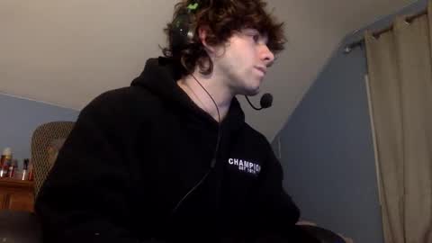 donutking42069 online show from February 2026 01:58:01 AM