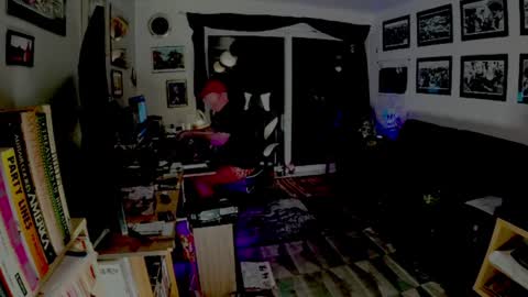 Snapshot of dopeleaf2 chatting on February 2025 12:19:02 AM dopeleaf2 online show from February 2025 12:19:02 AM