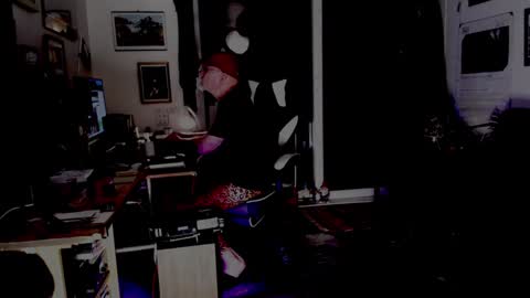Snapshot of dopeleaf2 chatting on February 2025 10:17:02 PM dopeleaf2 online show from February 2025 10:17:02 PM