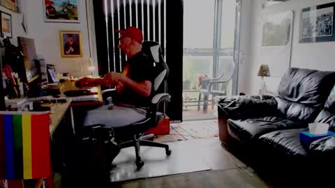 dopeleaf2 online show from October 2025 11:19:01 AM