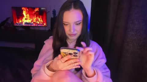 Snapshot of doracharmer chatting on May 2026 02:14:01 PM Dora Charmer online show from May 2026 02:14:01 PM
