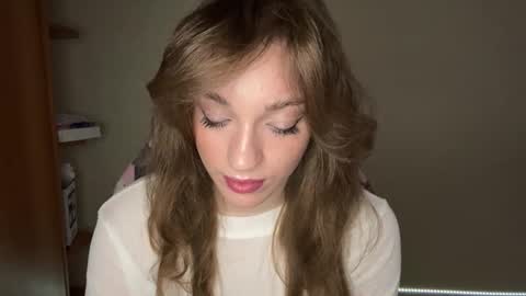 Snapshot of dorenenealey chatting on February 2026 08:59:02 AM Alisa online show from February 2026 08:59:02 AM