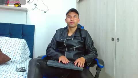 Snapshot of dorian_h chatting on July 2026 02:32:01 PM dorian_h online show from July 2026 02:32:01 PM