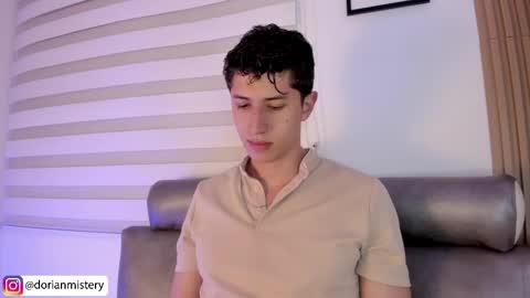 Snapshot of dorian_mystery chatting on April 2026 01:17:01 AM dorian_mystery online show from April 2026 01:17:01 AM
