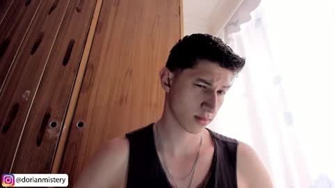 Snapshot of dorian_mystery chatting on April 2026 03:50:02 PM dorian_mystery online show from April 2026 03:50:02 PM