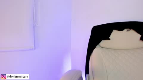 Snapshot of dorian_mystery chatting on April 2026 01:00:01 AM dorian_mystery online show from April 2026 01:00:01 AM