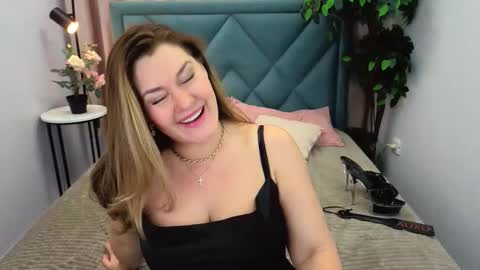 Snapshot of doriana_gray chatting on December 2025 04:38:01 PM doriana_gray online show from December 2025 04:38:01 PM