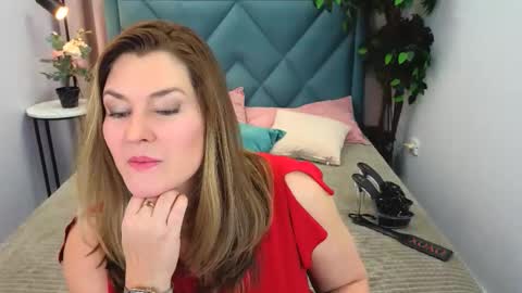 Snapshot of doriana_gray chatting on December 2025 04:16:01 PM doriana_gray online show from December 2025 04:16:01 PM