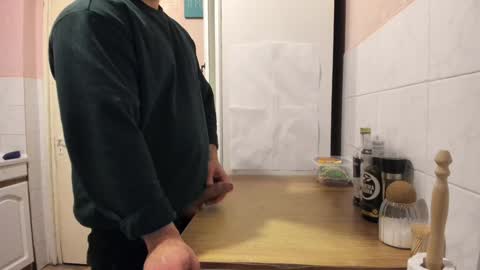 Snapshot of doriancretu95 chatting on December 2024 09:28:02 PM menu below online show from December 2024 09:28:02 PM