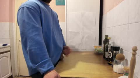 Snapshot of doriancretu95 chatting on December 2024 09:08:01 PM menu below online show from December 2024 09:08:01 PM