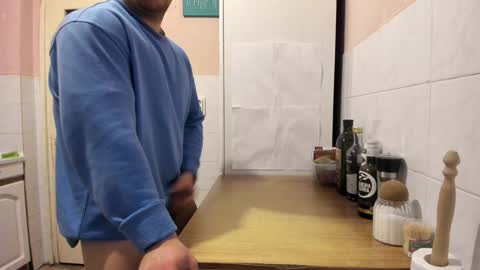 Snapshot of doriancretu95 chatting on January 2025 09:50:01 PM menu below online show from January 2025 09:50:01 PM