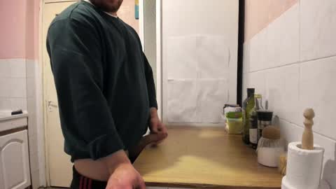 Snapshot of doriancretu95 chatting on February 2025 07:47:01 PM menu below online show from February 2025 07:47:01 PM