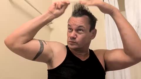 Dorian w Costars online show from April 2026 12:00:01 PM