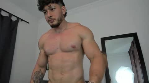 Dorian Fenix online show from December 2025 08:05:01 PM