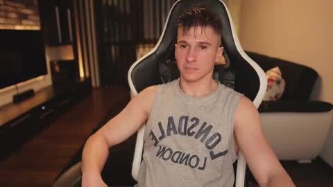 Dorian Reyes online show from December 2025 11:10:02 PM