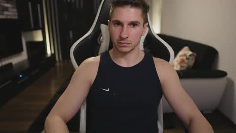 Dorian Reyes online show from May 2026 11:24:02 PM